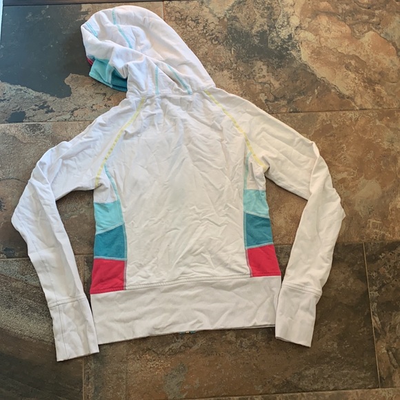 Bundle of Lululemon athletica outfits deal - Picture 4 of 9